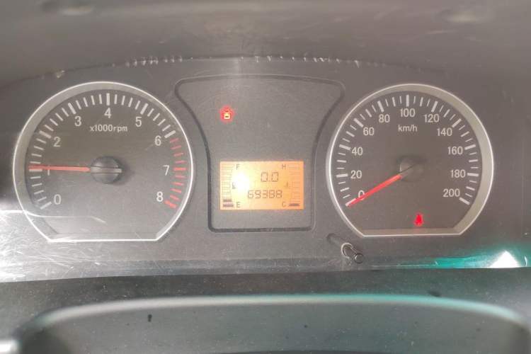 Used FORTHING Lingzhi 2013 M3 1.6L 7-Seater Comfort Model Instrument Cluster