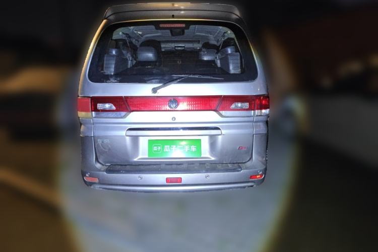 Used FORTHING Lingzhi 2013 M5 Q3 2.0L 7-seat Short-Wheelbase Luxury Model Rear