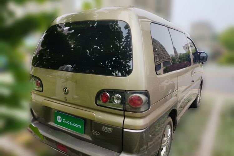 Used FORTHING Lingzhi 2013 M3 1.6L 7-Seater Comfort Model Rear Right 45 Deg