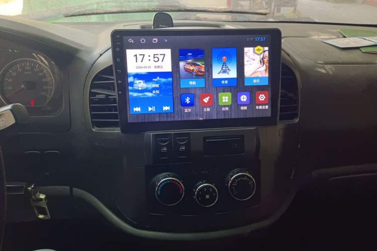 Used FORTHING Lingzhi 2013 V3 1.5L 5-Seat Standard Model I Audio And AC Panel