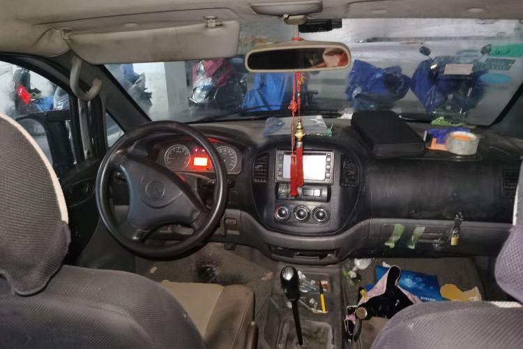 Used FORTHING Lingzhi 2013 V3 1.5L 7-Seater Standard Model II Center Console