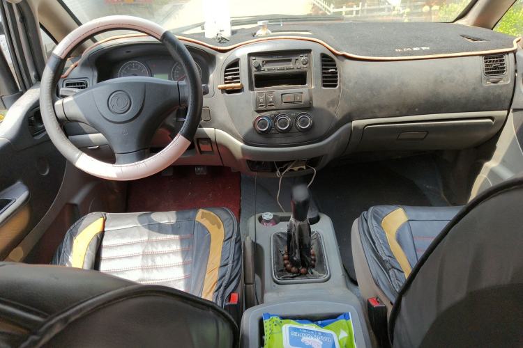 Used FORTHING Lingzhi 2013 V3 1.5L 7-Seater Standard Model II Center Console