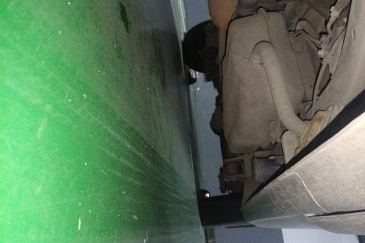 Used FORTHING Lingzhi 2013 V3 1.5L 7-Seater Standard Model II Chassis Front Left
