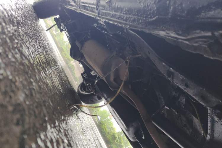 Used FORTHING Lingzhi 2013 V3 1.5L 7-Seater Standard Model II Chassis Front Right