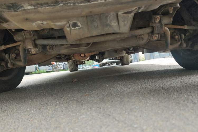 Used FORTHING Lingzhi 2013 M3 1.6L 7-seat Standard Model Chassis Front