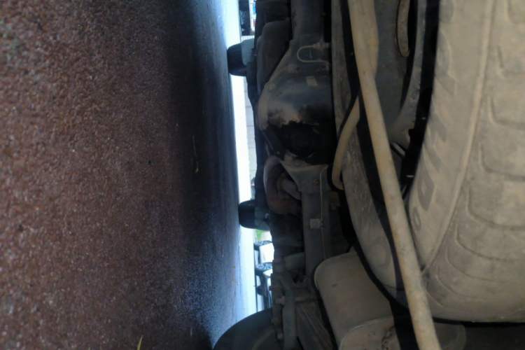 Used FORTHING Lingzhi 2013 M3 1.6L 7-Seater Comfort Model Chassis Rear