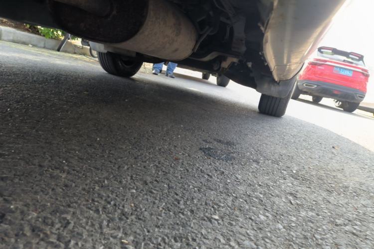 Used FORTHING Lingzhi 2013 M3 1.6L 7-seat Standard Model Chassis Rear Right