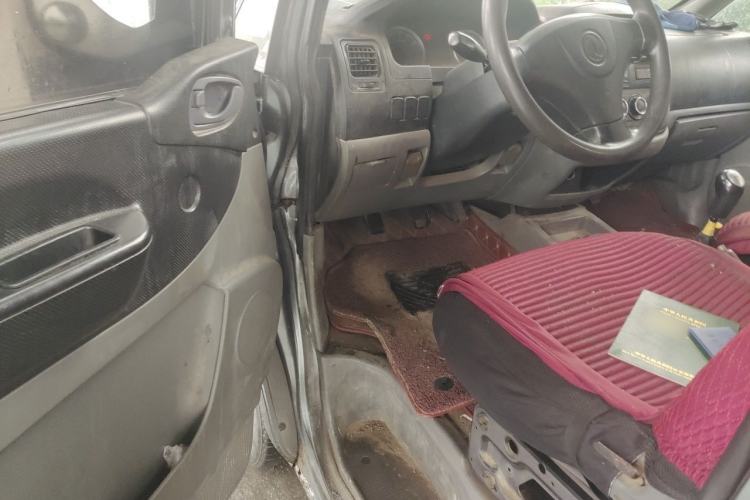 Used FORTHING Lingzhi 2013 V3 1.5L 7-Seater Standard Model II Driver Seat