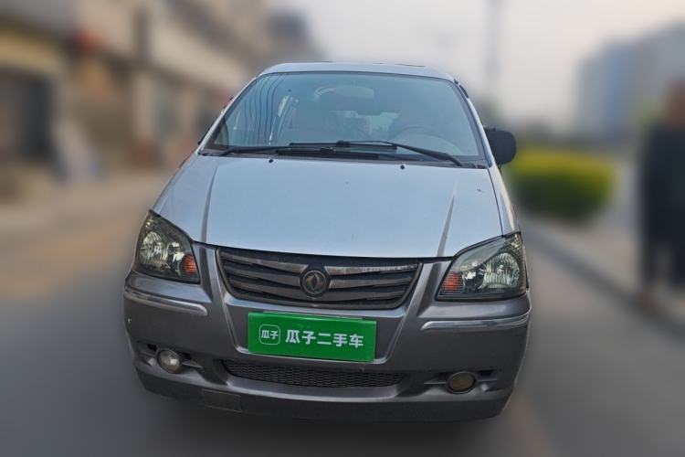 Used FORTHING Lingzhi 2013 M3 1.6L 7-Seater Luxury Model Front
