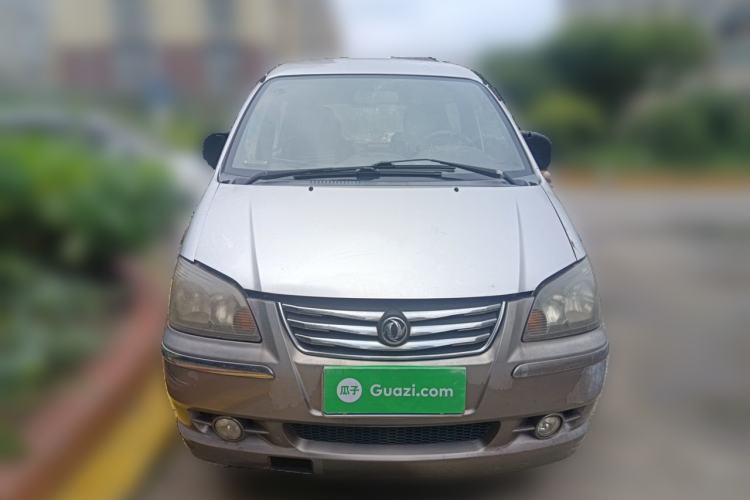 Used FORTHING Lingzhi 2013 M3 1.6L 7-Seater Luxury Model Front