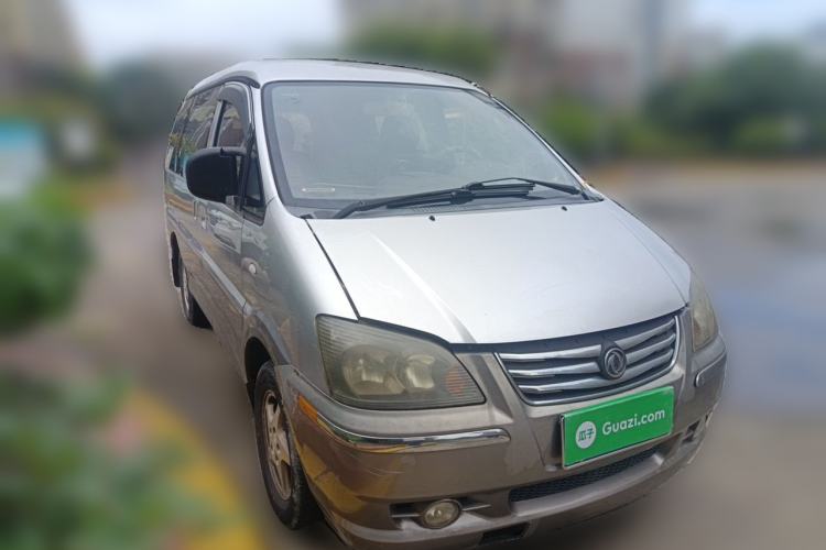 Used FORTHING Lingzhi 2013 M3 1.6L 7-Seater Luxury Model Front Right 45 Deg