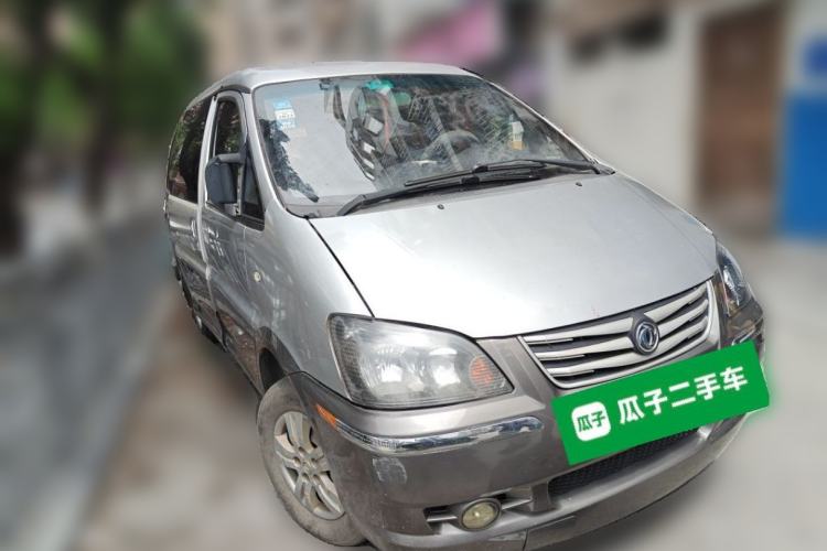 Used FORTHING Lingzhi 2013 M3 1.6L 7-Seater Comfort Model Front Right 45 Deg