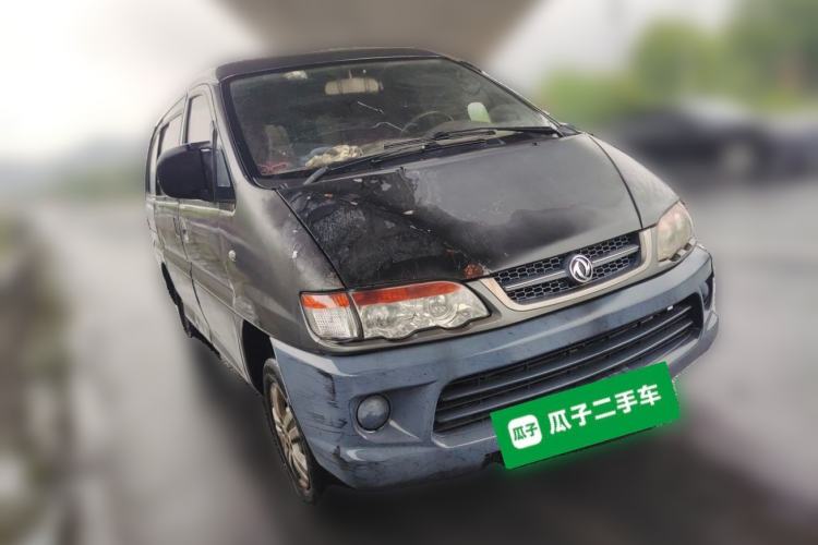 Used FORTHING Lingzhi 2013 V3 1.5L 7-Seater Standard Model II Front Right 45 Deg