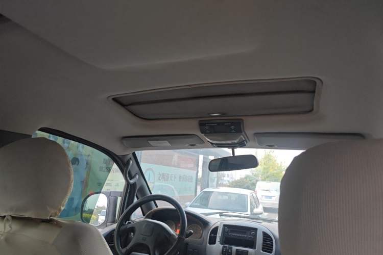 Used FORTHING Lingzhi 2013 M3 1.6L 7-Seater Luxury Model Headliner