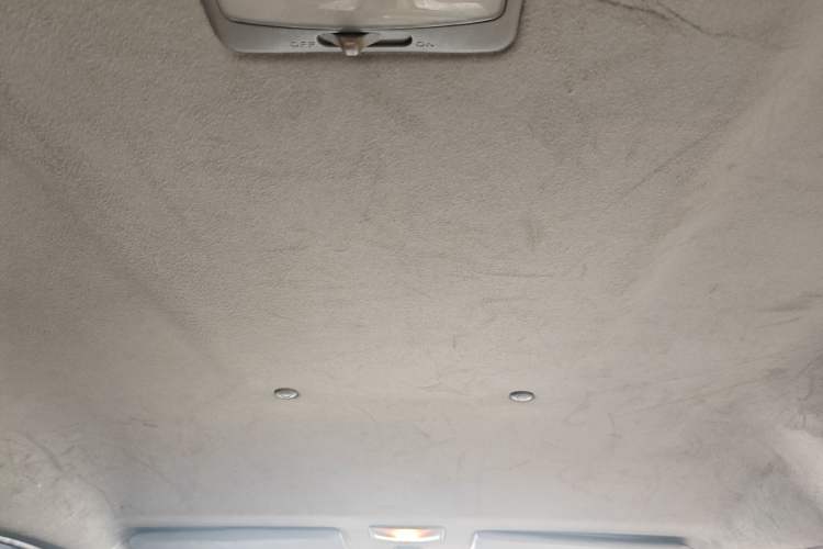 Used FORTHING Lingzhi 2013 V3 1.5L 7-Seater Standard Model II Headliner