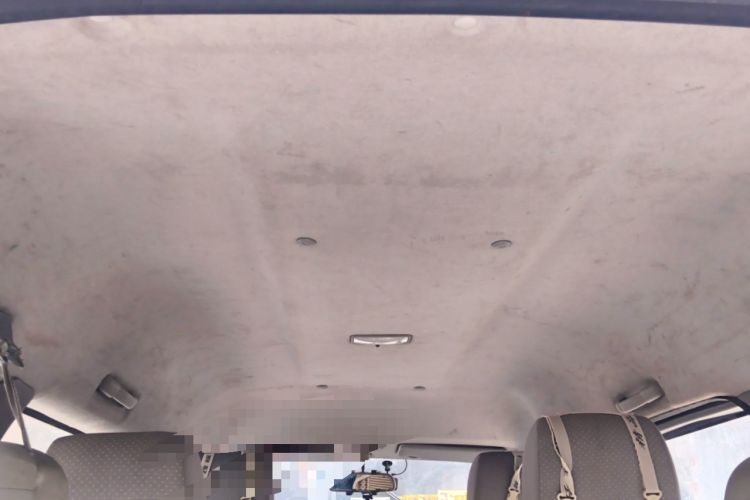 Used FORTHING Lingzhi 2013 V3 1.5L 7-Seater Luxury Model Headliner