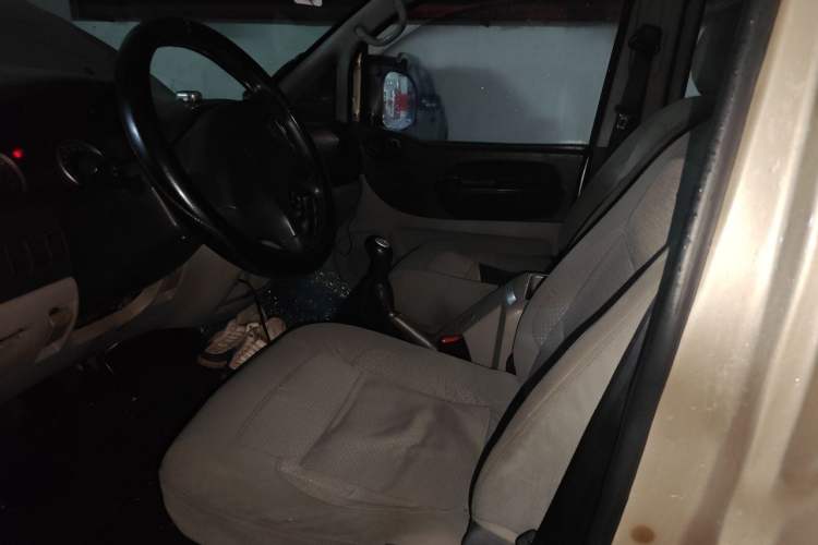 Used FORTHING Lingzhi 2013 V3 1.5L 7-Seater Standard Model II Headliner