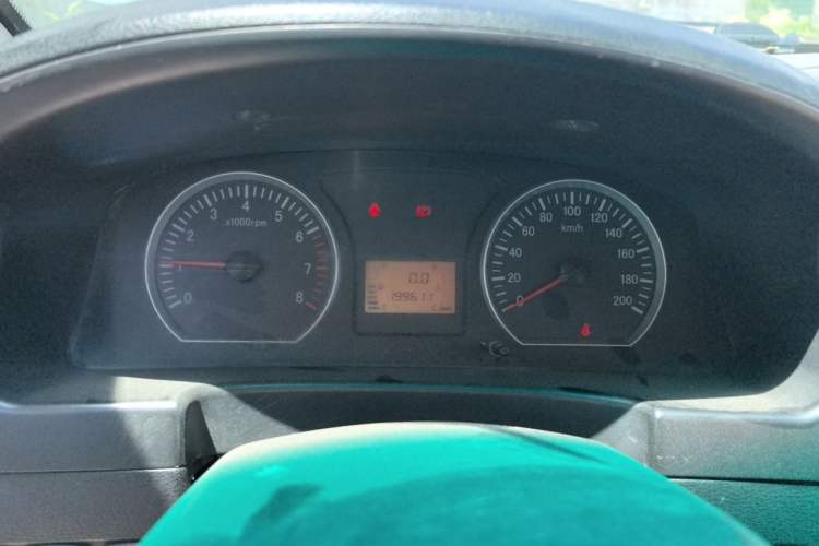 Used FORTHING Lingzhi 2013 M3 1.6L 7-Seater Comfort Model Instrument Cluster