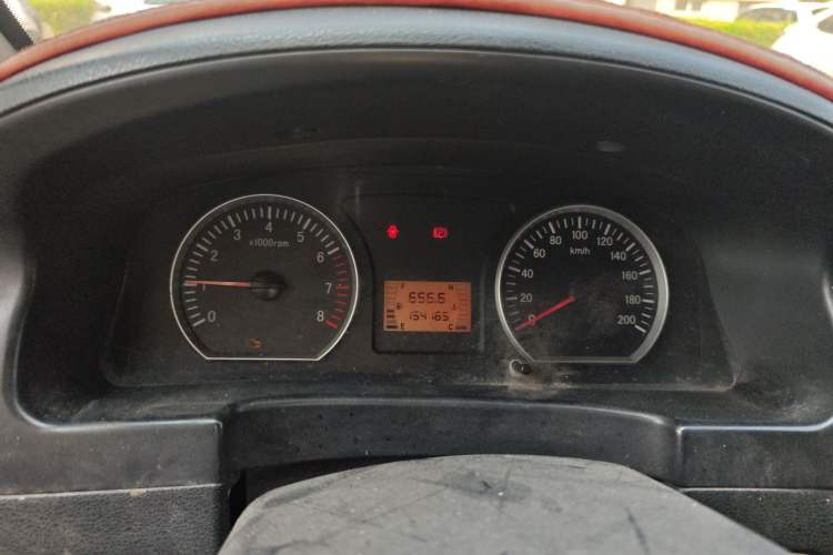 Used FORTHING Lingzhi 2013 M3 1.6L 7-seat Standard Model Instrument Cluster