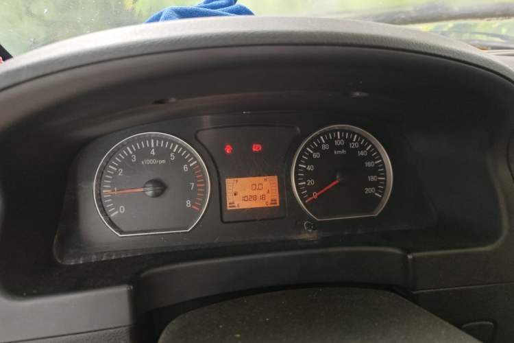 Used FORTHING Lingzhi 2013 M3 1.6L 7-Seater Comfort Model Instrument Cluster