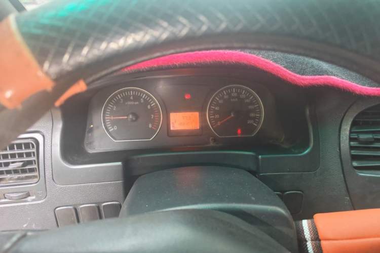 Used FORTHING Lingzhi 2013 M3 1.6L 7-Seater Comfort Model Instrument Cluster
