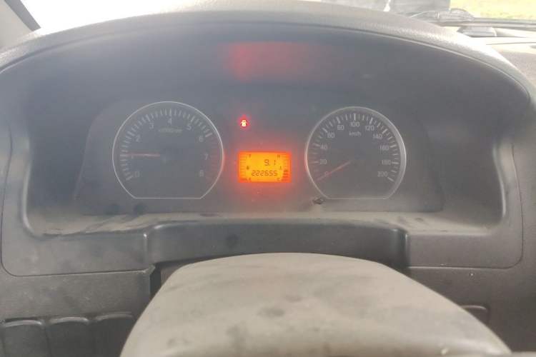 Used FORTHING Lingzhi 2013 V3 1.5L 7-Seater Standard Model II Instrument Cluster