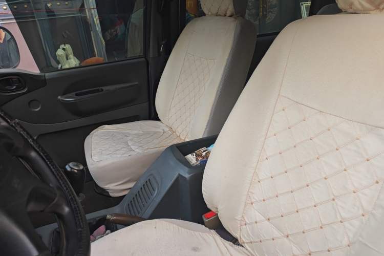 Used FORTHING Lingzhi 2013 M3 1.6L 7-Seater Luxury Model Left Front Seat