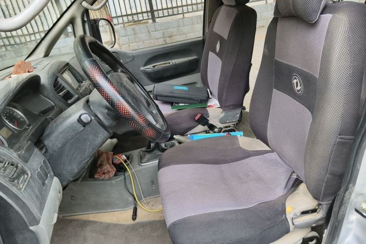 Used FORTHING Lingzhi 2013 V3 1.5L 7-Seater Standard Model II Left Front Seat