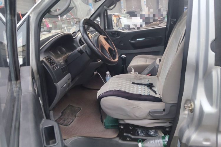 Used FORTHING Lingzhi 2013 V3 1.5L 7-Seater Standard Model II Left Front Seat