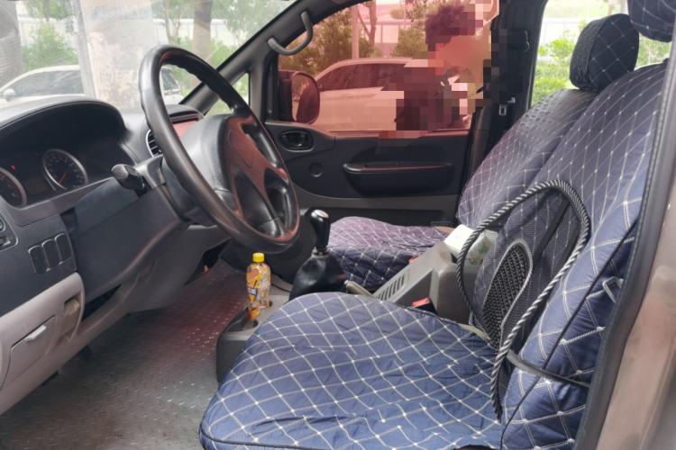 Used FORTHING Lingzhi 2013 V3 1.5L 7-Seater Comfort Model Left Front Seat