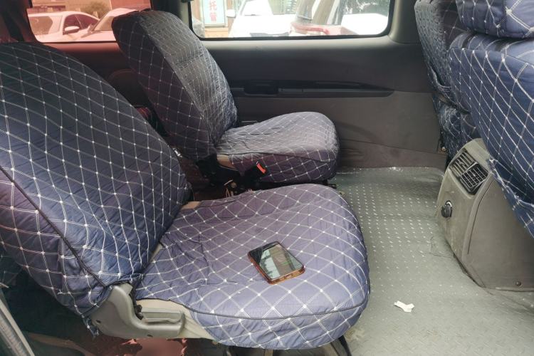 Used FORTHING Lingzhi 2013 V3 1.5L 7-Seater Comfort Model Left Rear Seat