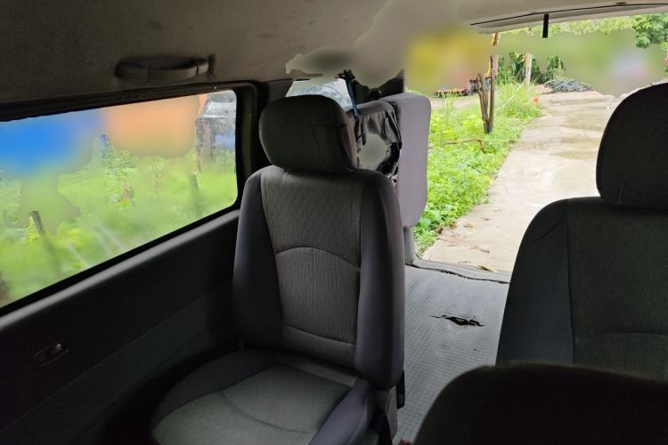 Used FORTHING Lingzhi 2013 M3 1.6L 7-Seater Comfort Model Left Rear Seat