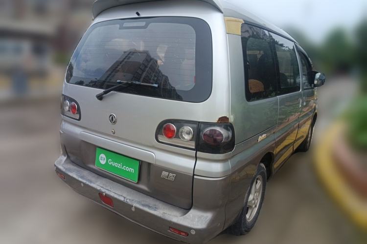 Used FORTHING Lingzhi 2013 M3 1.6L 7-Seater Luxury Model Rear Right 45 Deg