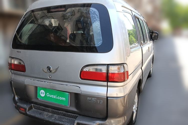 Used FORTHING Lingzhi 2013 V3 1.5L 7-Seater Luxury Model Rear Right 45 Deg