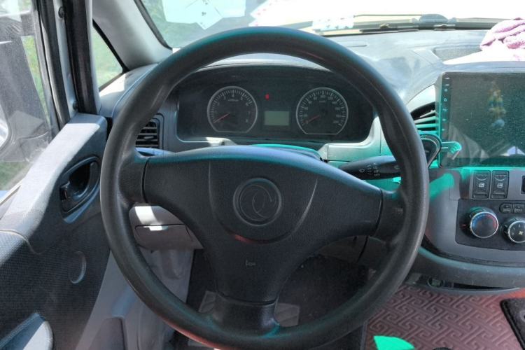 Used FORTHING Lingzhi 2013 M3 1.6L 7-Seater Comfort Model Steering Wheel