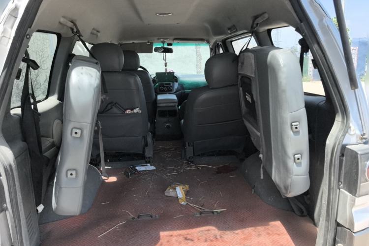Used FORTHING Lingzhi 2013 M3 1.6L 7-Seater Comfort Model Trunk