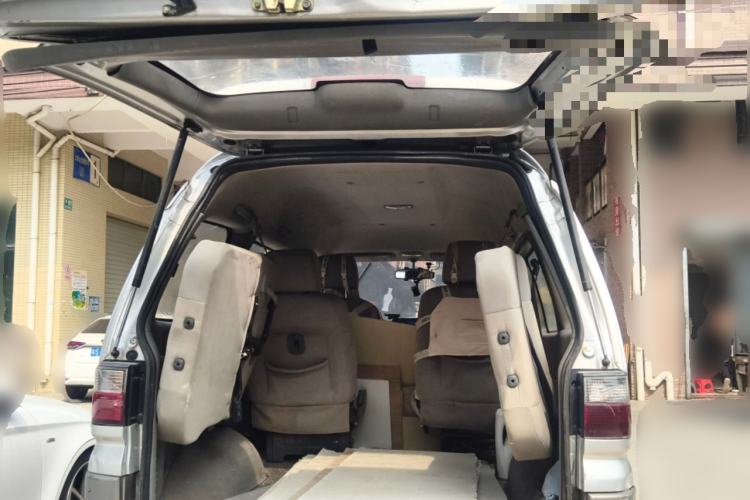 Used FORTHING Lingzhi 2013 V3 1.5L 7-Seater Luxury Model Trunk