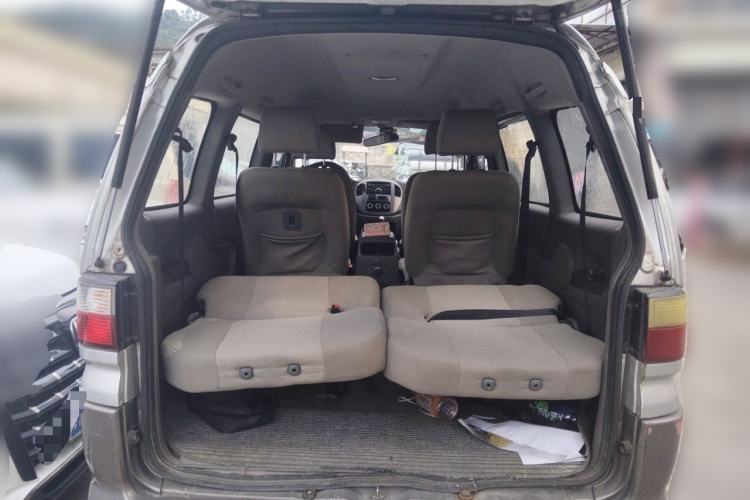 Used FORTHING Lingzhi 2013 V3 1.5L 7-Seater Standard Model II Trunk