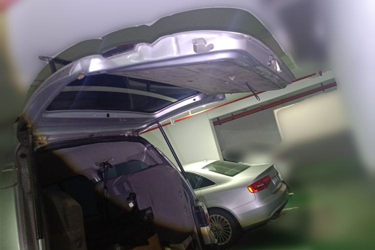 Used FORTHING Lingzhi 2013 V3 1.5L 7-Seater Standard Model II Trunk