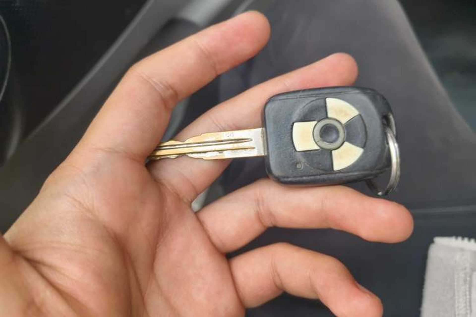 Used FORTHING Lingzhi 2013 M3 1.6L 7-Seater Comfort Model Vehicle Key