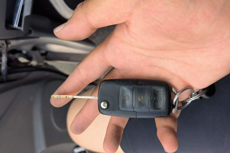 Used FORTHING Lingzhi 2013 M3 1.6L 7-seat Standard Model Vehicle Key