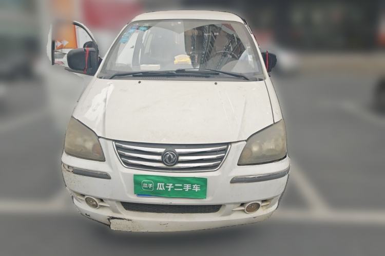 Used FORTHING Lingzhi 2013 M5 Q7 2.0L 7-Seater Long-Wheelbase Comfort Model Front