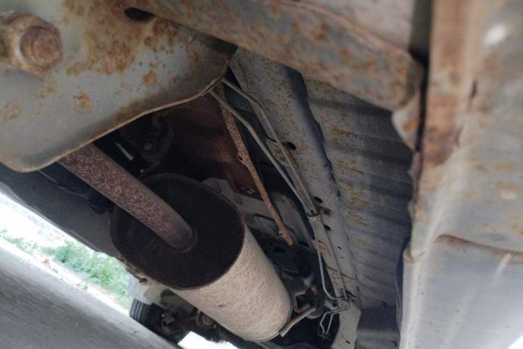 Used FORTHING Lingzhi 2013 M3 1.6L 7-seat Standard Model Chassis Rear Right