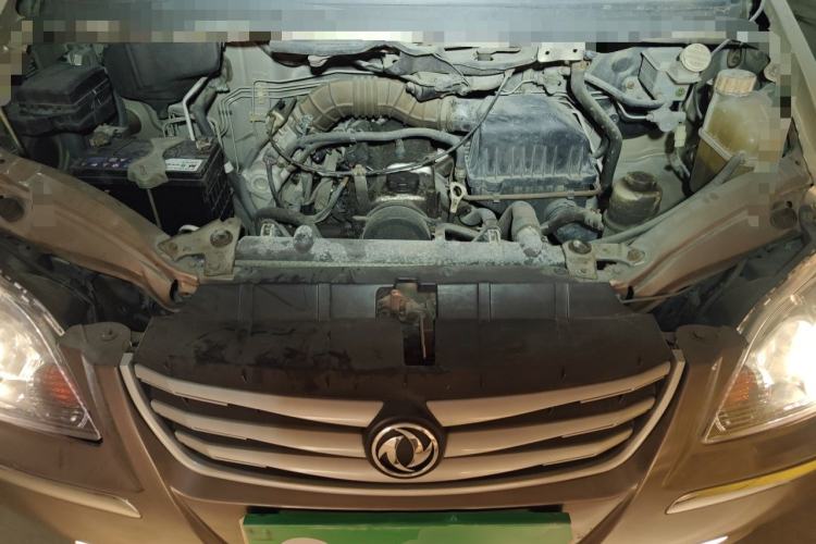 Used FORTHING Lingzhi 2013 M3 1.6L 7-seat Standard Model Engine Bay