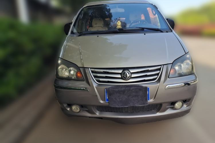 Used FORTHING Lingzhi 2013 M3 1.6L 7-Seater Comfort Model Front