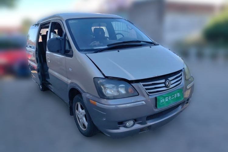 Used FORTHING Lingzhi 2013 V3 1.5L 7-Seater Luxury Model Front Right 45 Deg