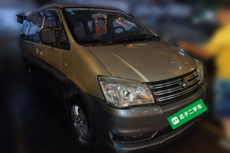 Used FORTHING Lingzhi 2013 M5 Q7 2.0L 7-Seater Long-Wheelbase Comfort Model Front Right 45 Deg