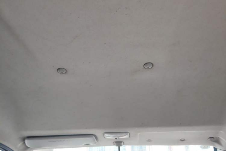 Used FORTHING Lingzhi 2013 V3 1.5L 7-Seater Standard Model II Headliner