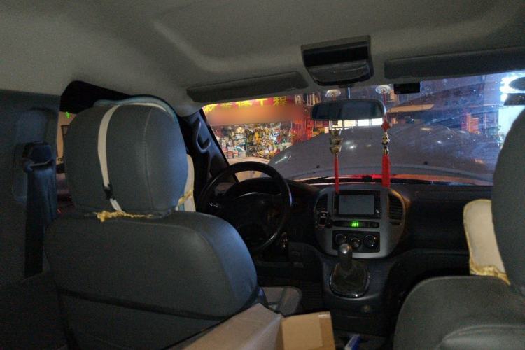 Used FORTHING Lingzhi 2013 M5 Q7 2.0L 7-Seater Long-Wheelbase Comfort Model Headliner