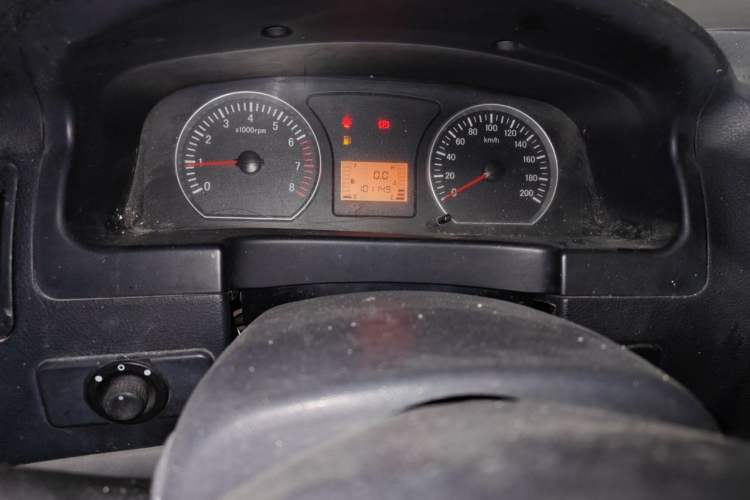 Used FORTHING Lingzhi 2013 M3 1.6L 7-seat Standard Model Instrument Cluster
